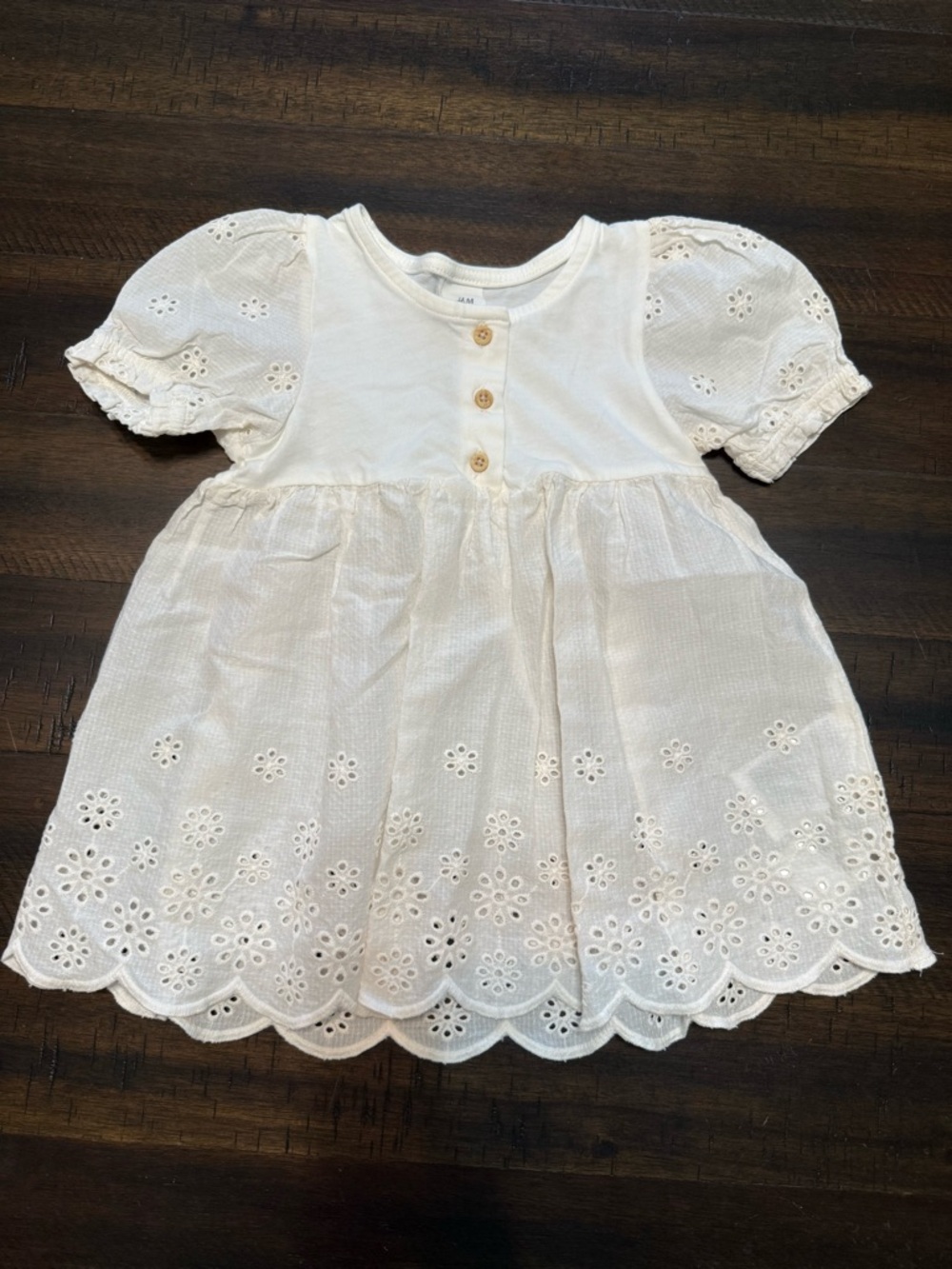H&M Cream Eyelet Puff Sleeve Dress